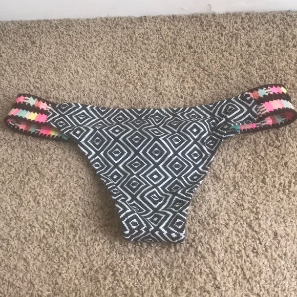 Shade and Shore Bottoms - Picture 5 of 6